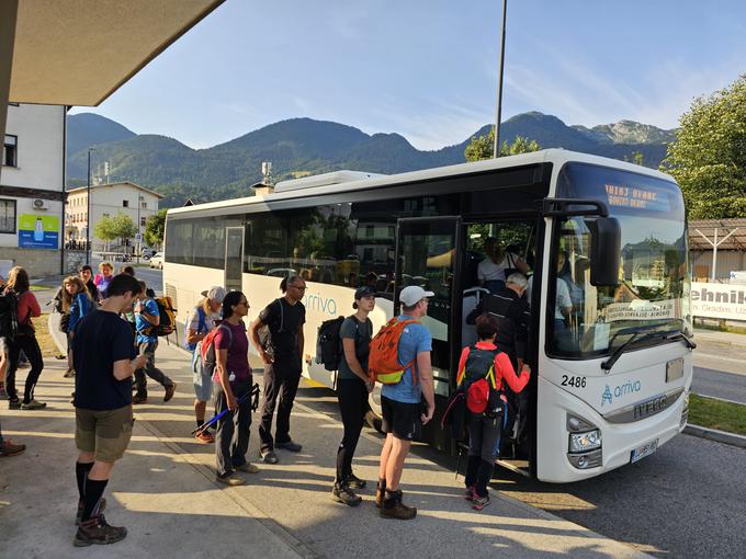 V Bohinjsko Bistrico z avtobusom | Foto: Manca Ogrin/PZS
