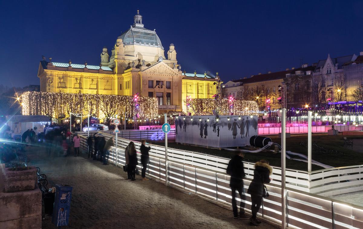 Advent v Zagrebu | Najvišjo povprečno plačo so lani izplačevali v Zagrebu, znašala je 1256 evrov, kar je deset odstotkov nad povprečjem. | Foto Shutterstock