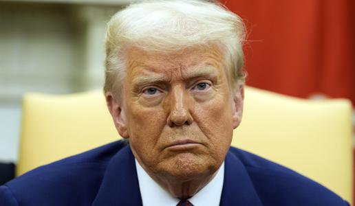 Trump mu je obrnil hrbet, zdaj se smeji s Putinom