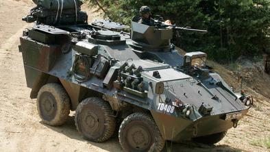 Vzrok nesreče oklepnika še ni znan