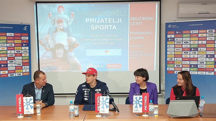 zk-novinarska-konference-17.11.2022 | Foto: 