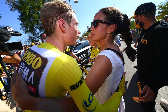 Trine Hansen Jonas Vingegaard | Jonas Vingegaard in njegova žena Trine, ki je kritična do ekipe Visma | Lease a Bike. | Foto Reuters