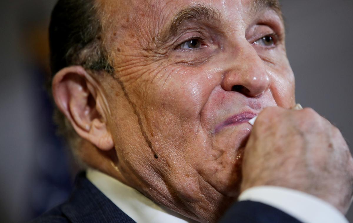 Rudy Giuliani | Giuliani je že prej priznal, da je lagal, ko je Wandreo Shaye Moss in njeno mamo Ruby Freeman obtožil poneverjanja glasovnic. | Foto Reuters