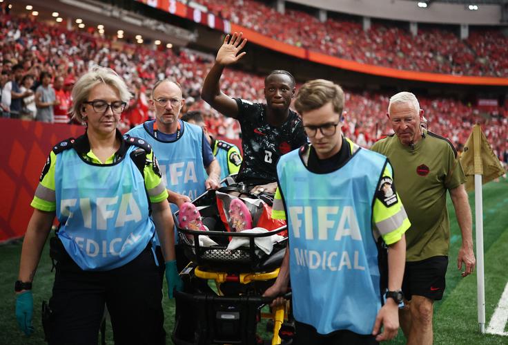 Ismael Kone se je hudo poškodoval. | Foto: Reuters