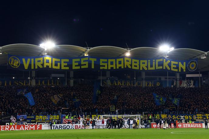 Saarbrücken | Veselje nogometašev Saarbrückna po zmagi nad Eintrachtom iz Frankfurta. | Foto Reuters