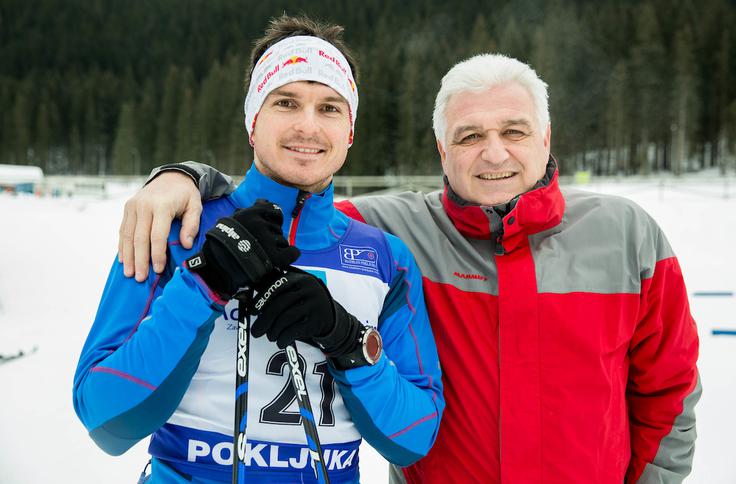 Oče, ki je njegov prvi in edini trener, ga spremlja skoraj na vseh pripravah. | Foto: 