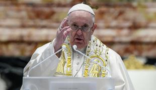 Papež začel molitveni maraton za konec pandemije