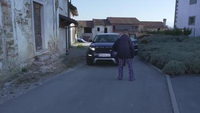 [VIDEO] Nasmejte se ob ponesrečenem prizoru iz Ene žlahtne štorije