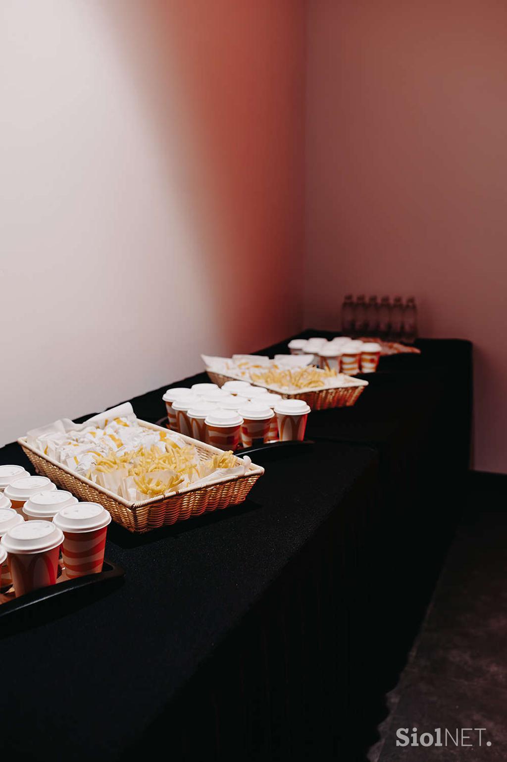 Mek izgovor_zakljucni dogodek_pogostitev_v2