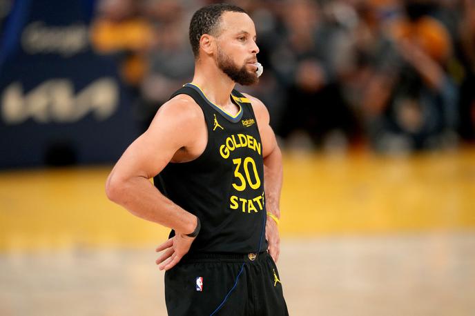 Stephen Curry | Stephen Curry in njegovi Golden State Warriors bodo napredovanje v konferenčni polfinale iskali v ponedeljek zjutraj v Houstonu. | Foto Reuters