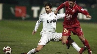 Gago bo odsoten še tri tedne