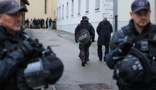 Policija razkrila temačno preteklost 21-letnika, ki je umoril Novomeščana