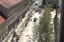 Delavci v središču Ljubljane hitijo z zadnjimi deli (video)