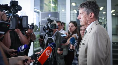 "Celotna situacija v Sloveniji spominja na brexit"