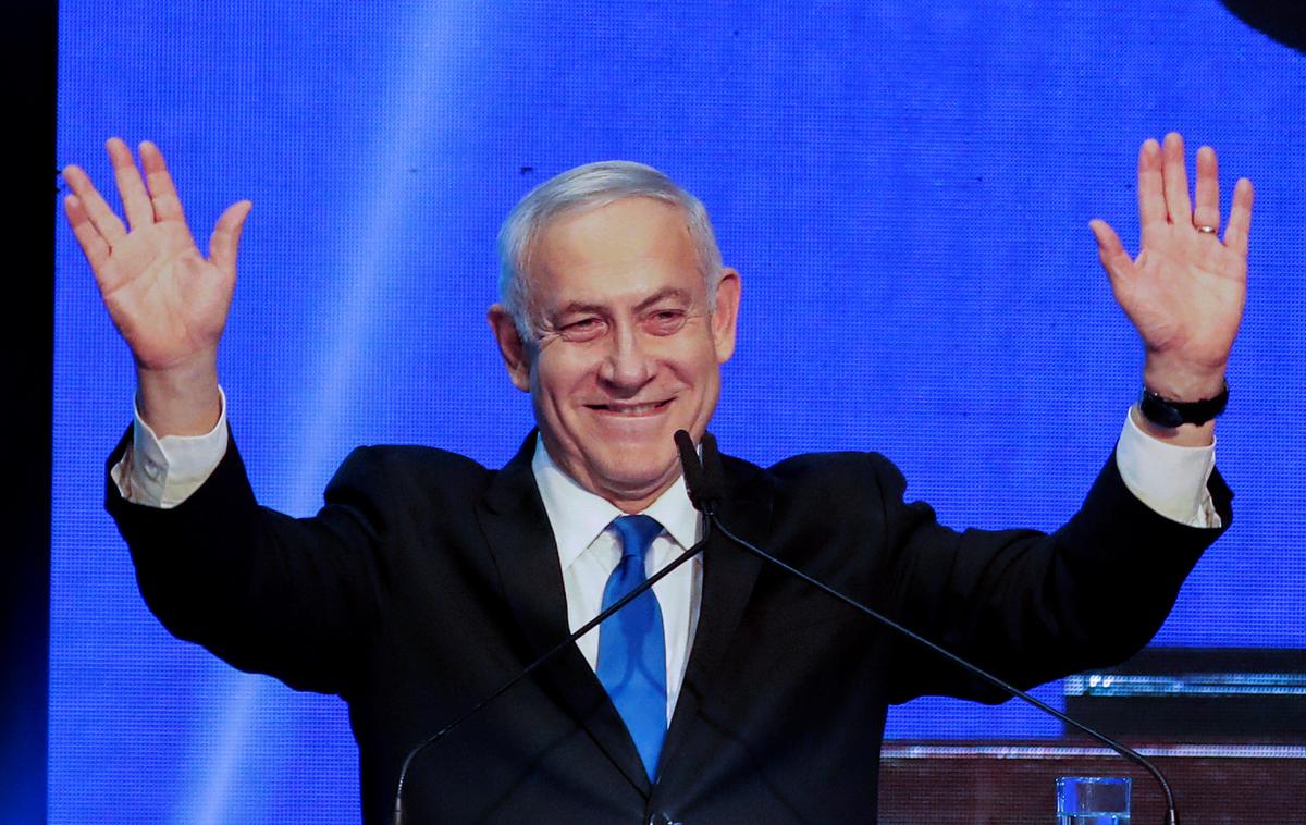 Benjamin Netanjahu | Desni tabor pod okriljem dozdajšnjega izraelskega premierja Benjamina Netanjahuja je po zadnjih podatkih osvojil en poslanski mandat več od levosredinskega zavezništva. | Foto Reuters
