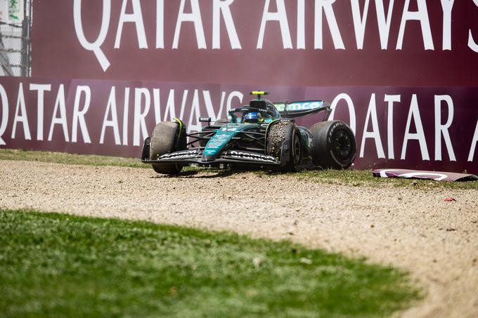Fernando Alonso je razbil svoj dirkalnik na tretjem treningu. | Foto: Guliverimage