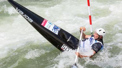 Savšek v Pragi priveslal do tretjega mesta