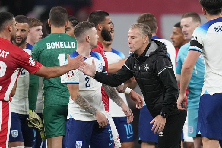 Slovenija na lestvici Fife zaseda 55. mesto, Malta, ki je lani izgubila vseh osem kvalifikacijskih tekem, na prijateljskih srečanjih pa z 1:0 premagala Luksemburg in Gibraltar, pa je na skromnem 172. mestu. Malta, ki jo vodi nekdanji Cesarjev soigralec pri Chievu Michele Marcolini, nekaj časa je bil tudi trener Slovencu, tako lani sploh ni remizirala. | Foto: Guliverimage