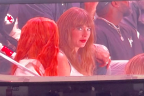 Trump se posmehuje Taylor Swift zaradi žvižgov na Super Bowlu #video