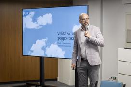 Finance v primežu geopolitike. The Adriatic. Tine Kračun, Klemen Boštjančič.