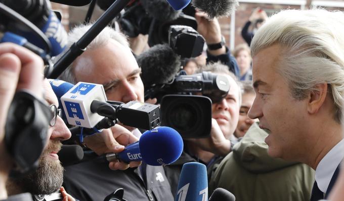 Predsednik Stranke za svobodo Geert Wilders je znan po svojih izjavah, kritičnih do islama, in zavzemanju za izstop Nizozemske iz Evropske unije. Wildersu ni uspel preboj, ki so ga napovedovale nekatere ankete, po katerih se mu je obetalo celo 30 poslanskih sedežev. | Foto: Reuters