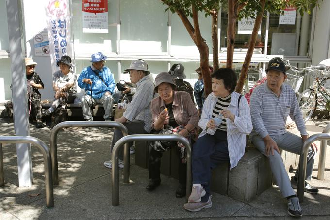 Japonsko gospodarstvo tare pomanjkanje delavcev, saj število njenih prebivalcev pri nizki rodnosti nenehno upada. | Foto: Guliverimage