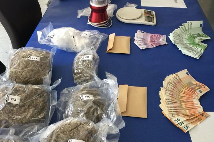 Zasežene droge | V prejšnjem tednu je policija prijela Slovence, ki so na območju Gorenjske preprodajali prepovedano drogo.