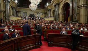 Obeta se razpustitev katalonskega parlamenta, volitve 21. decembra