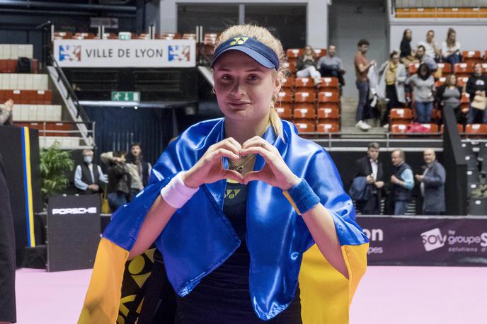 Dajana Jastremska | Ukrajinska teniška igralka Dajana Jastremska, ki je pred tednom dni pred rusko agresijo s sestro zbežala iz mesta Odesa, bo danes v Lyonu v Franciji skušala doseči svojo četrto turnirsko zmago v karieri. | Foto Guliverimage