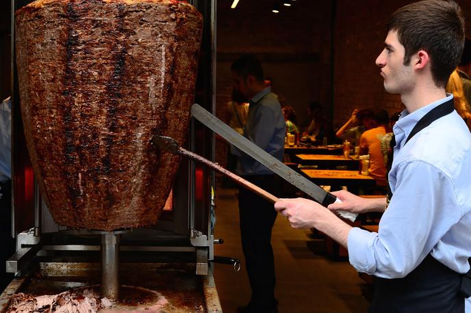 Kebab | V nemški prestolnici celo trdijo, da je doner kebab berlinski izum. | Foto Shutterstock