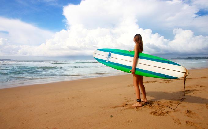 Surfanje vedno ponese v posebne destinacije. | Foto: Pixabay