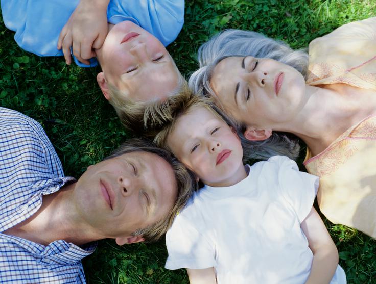 Mami/oči, obljubil/a si mi, da danes pa res greva skupaj na kolo. Vsak dan mi to obljubljaš in vedno je nekaj drugega ... | Foto: Thinkstock