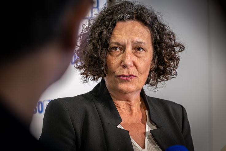Priznava, da so ponekod še težave in marsikateri zastoj. "Ampak vendarle se dela prava stvar, dela se v pravo smer in jaz mislim, da je ministrstvo krepko zagrizlo v vse te težave, ki jih imamo v Sloveniji," je prepričana poslanka Svobode Tereza Novak (na fotografiji). | Foto: Gaja Hanuna