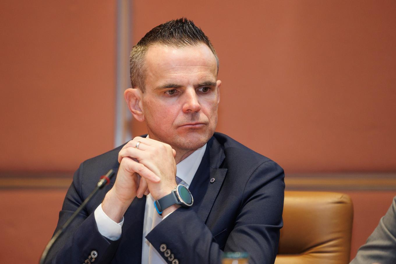 V veljavi zakon o Skoku. Bo prinesel napovedane tektonske premike?
