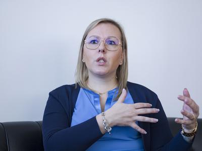 Ministrica Čalušić v Goriških brdih o stanju po ujmi in razmerah v kmetijstvu