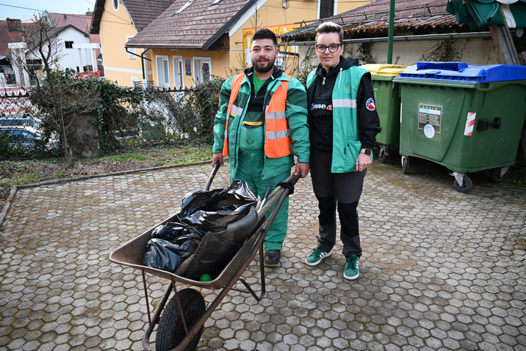Zaposleni Romi | Foto: Anita Petrič, Komunala Novo mesto