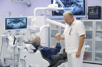 Kaj storiti, ko ni dovolj kosti za implantate?