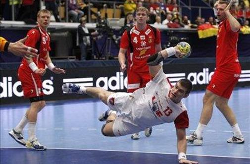 Kot zadnji v polfinale Francija in Španija