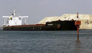 Sueški prekop: vse ladje, ki so čakale na prehod, so preplule kanal