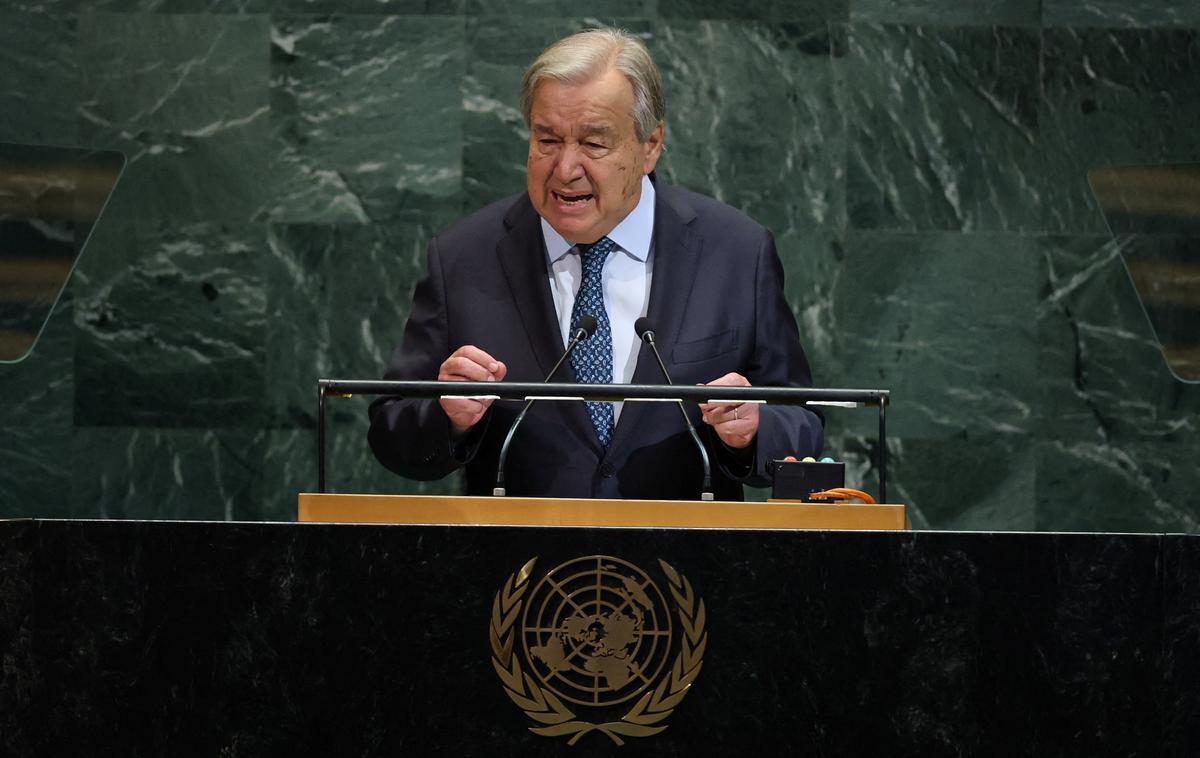 Antonio Guterres | Generalni sekretar ZN Antonio Guterres je v govoru dejal, da so svetovni voditelji pred 80 leti ustanovili sistem za preprečitev ponovitev grozodejstev druge svetovne vojne in izbruha tretje. | Foto Reuters