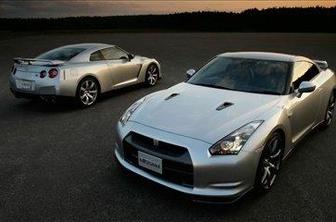 Nissan GT-R