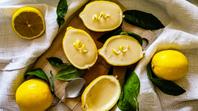 Kako pripraviti to viralno limonino sladico? Imamo recept.