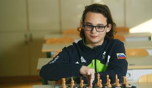 Mladi šahovski velemojster, ki se lahko postavi ob bok najboljšim šahistom