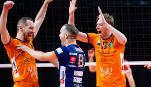 ACH Volley tudi s pomočjo kapetana po pravi drami in zlatem nizu ostaja v igri za ligo prvakov