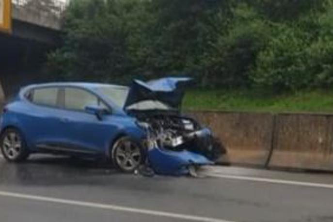 Lara Tošič | Avtomobil je bil v nesreči popolnoma uničen. | Foto Instagram/Lara Tošič