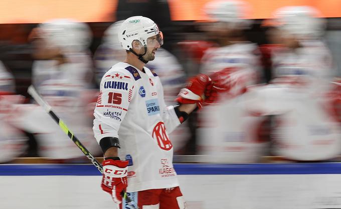 Lani je s Celovcem postal prvak lige ICEHL, letos v njej igra za Linz. | Foto: Sportida