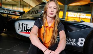 14-letna hči svetovnega prvaka podpisala za McLaren
