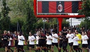 Novinič zaigral za Milan, Fornezzi na vrhu