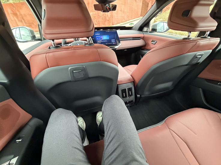 BMW iX3 | Foto: Gregor Pavšič