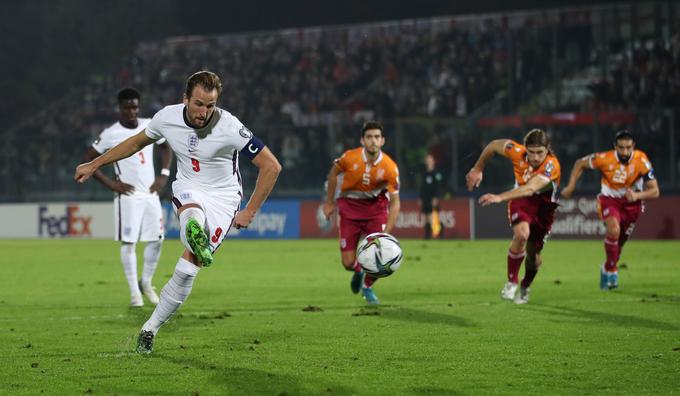 Harry Kane je dal štiri od desetih golov Anglija. | Foto: Reuters